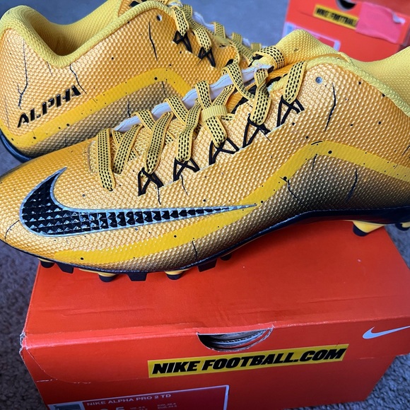 NEW Nike Alpha Pro 2 TD Size 10.5 - Picture 1 of 5